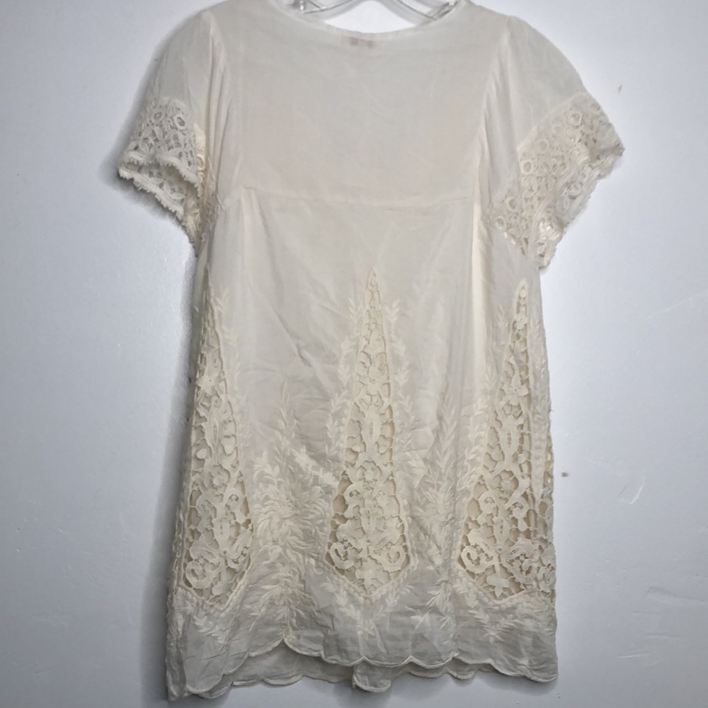 Sundance ivory short sleeve top. Medium - Picture 7 of 11